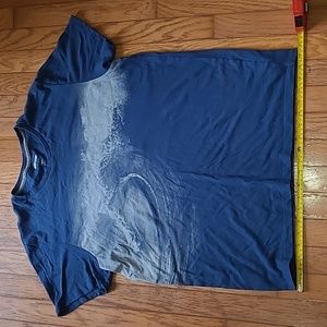 Old Navy T Shirt